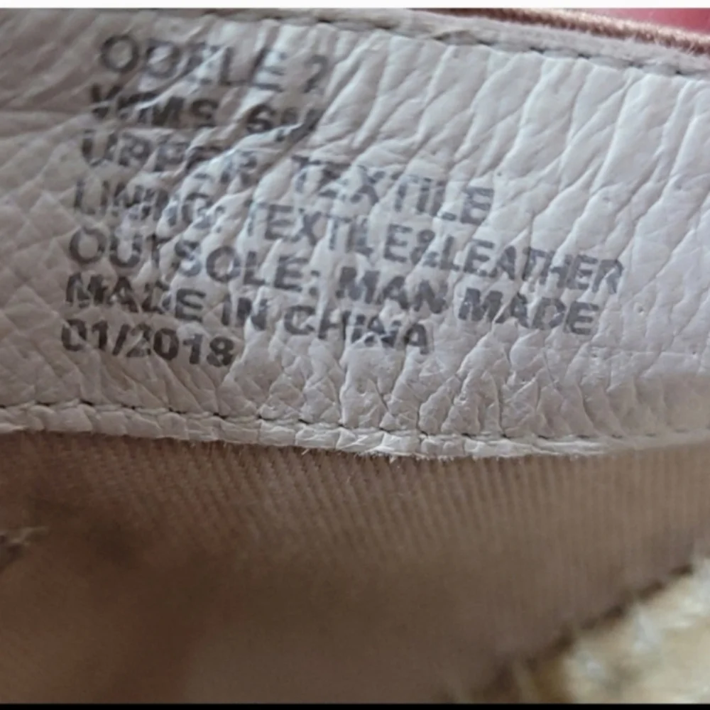 Kenneth Cole New York Odelle 2 Espadrille Wedge Sandals Blush Satin Size 6 NWT